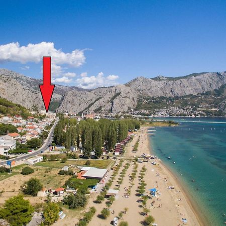 City Gem Omis Luaran gambar