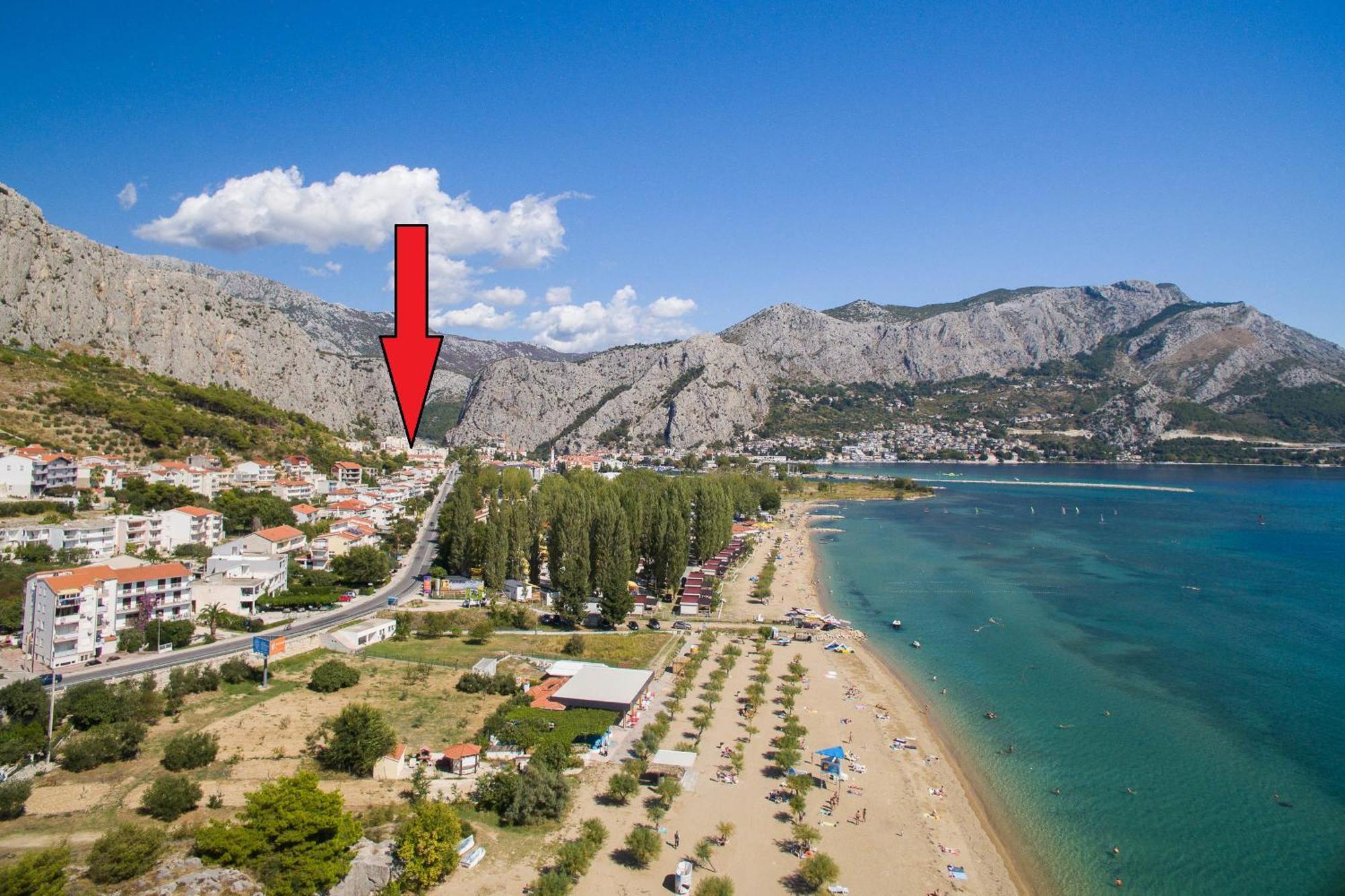 City Gem Omis Luaran gambar